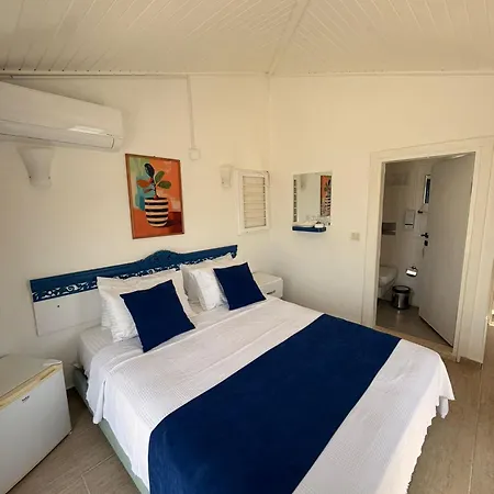 Uezuem Iskelesi Hotel *